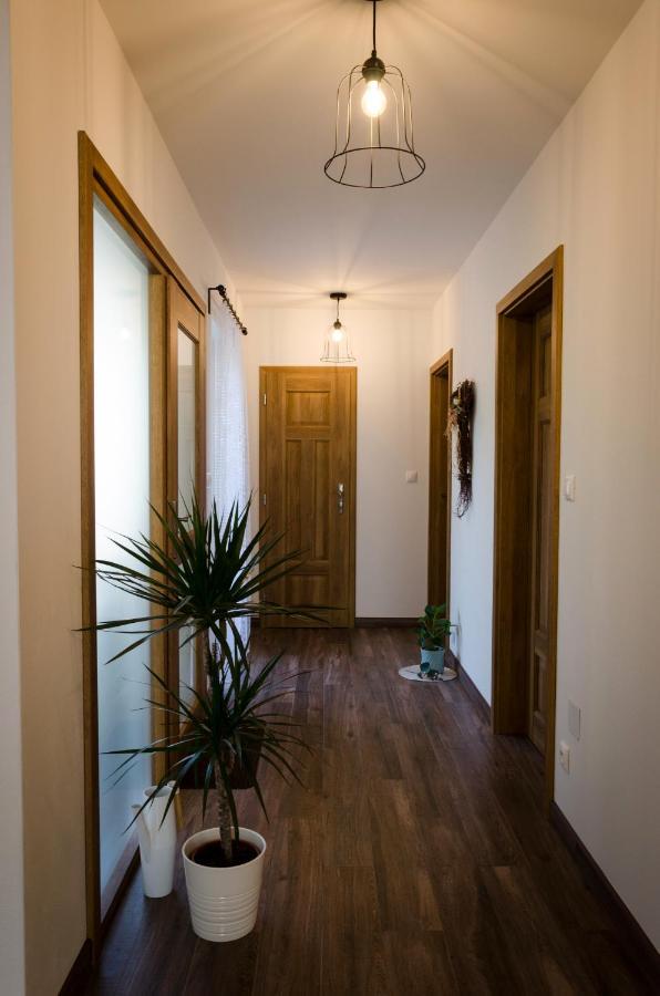Veverske Kninice Apartmany U Kotacku מראה חיצוני תמונה